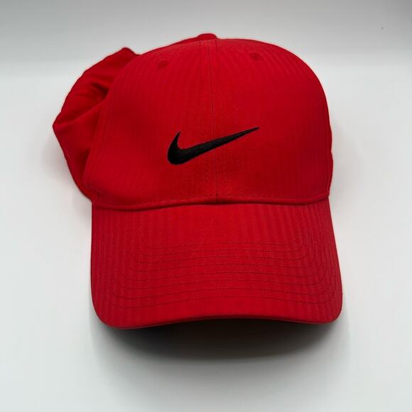 Nike Hat - Picture 1 of 5